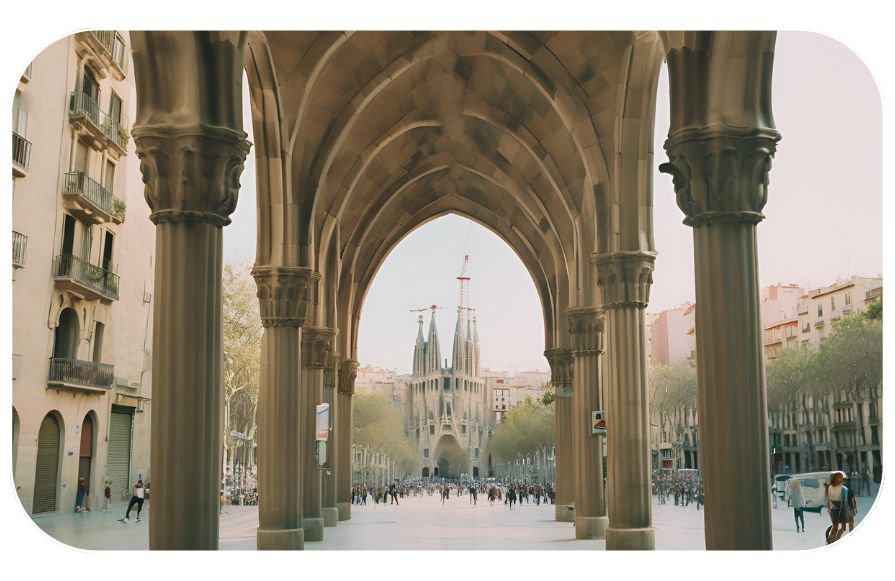 Fotografía que muestra la Sagrada Familia en la ciudad de Barcelona